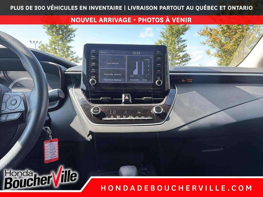 2022 Toyota Corolla LE in Terrebonne, Quebec - 25 - w1024h768px