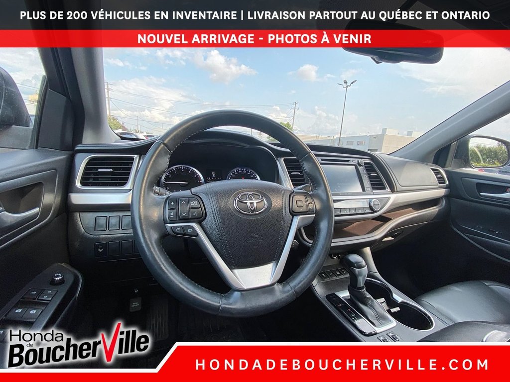 2016 Toyota Highlander XLE in Terrebonne, Quebec - 25 - w1024h768px
