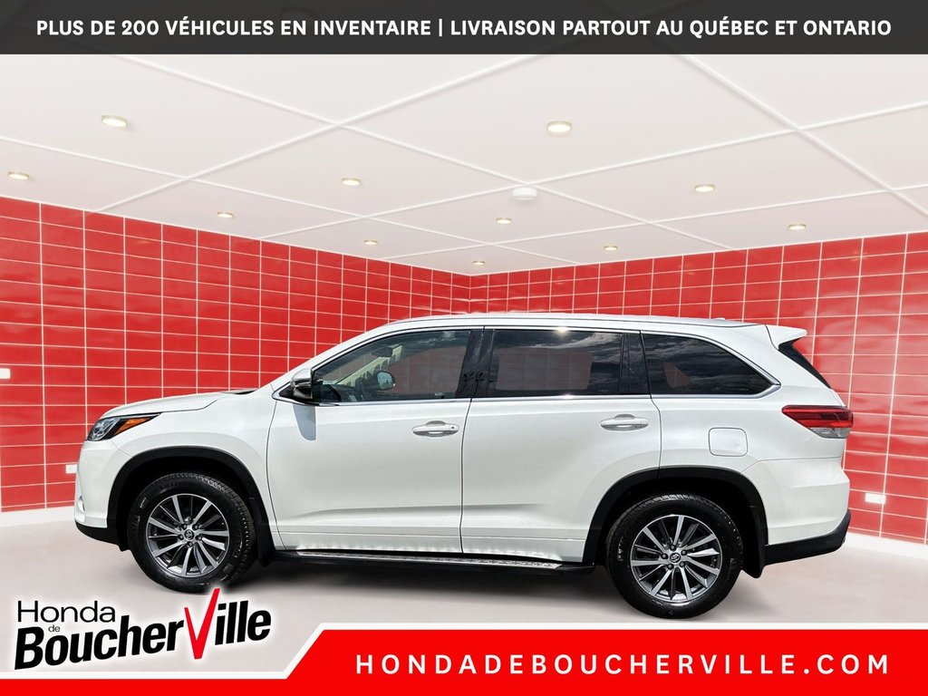 2017 Toyota Highlander XLE in Terrebonne, Quebec - 9 - w1024h768px