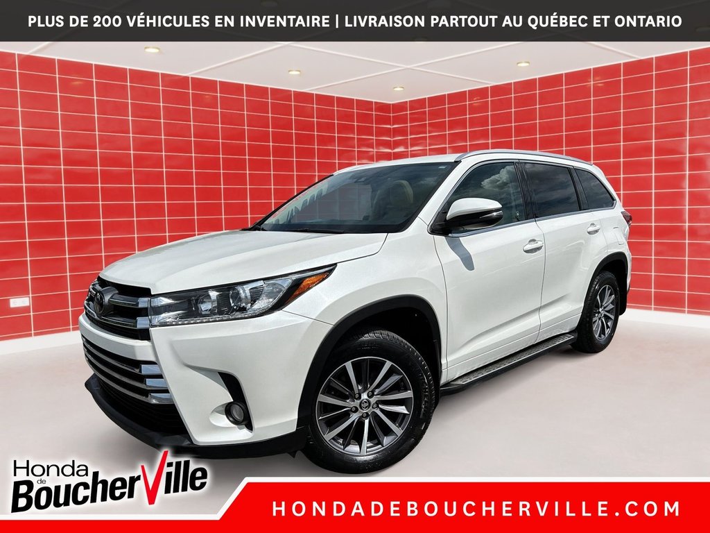 2017 Toyota Highlander XLE in Terrebonne, Quebec - 1 - w1024h768px