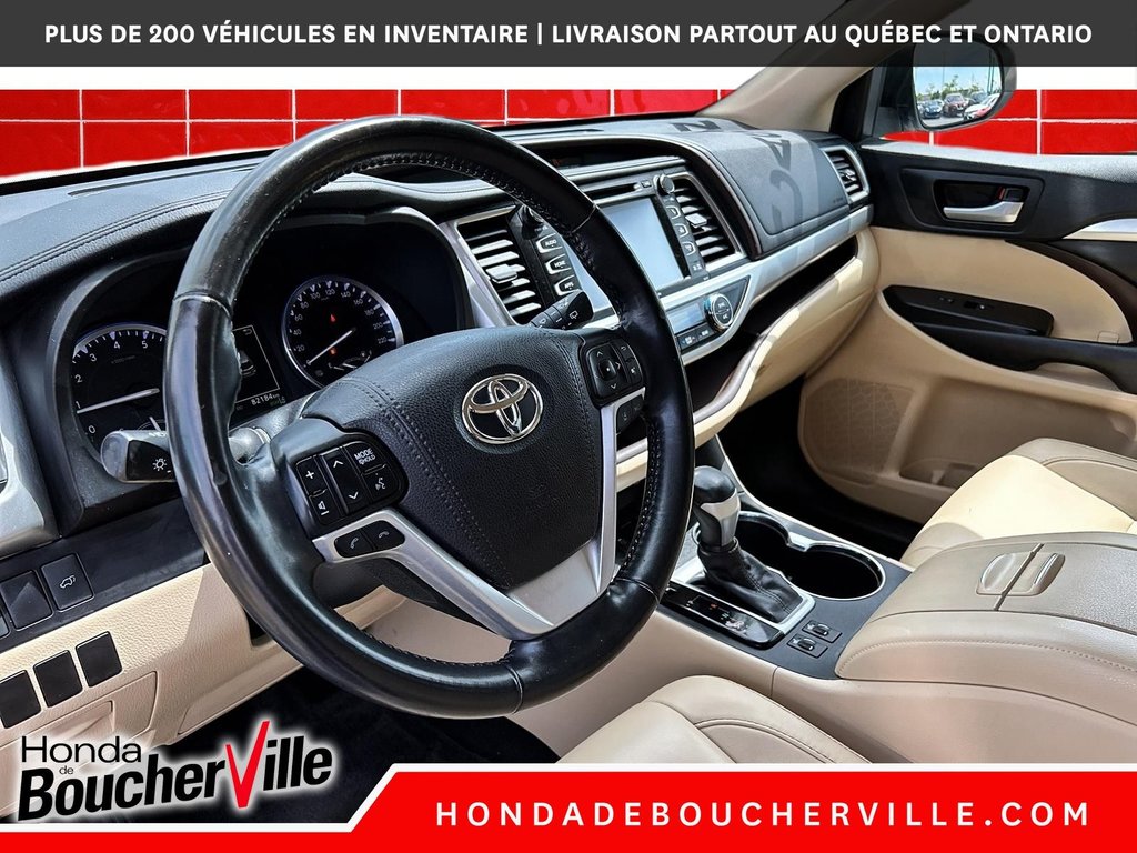 2017 Toyota Highlander XLE in Terrebonne, Quebec - 25 - w1024h768px