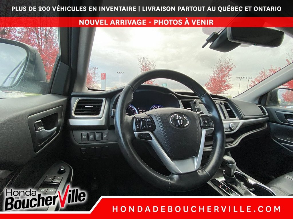 Toyota Highlander SE 2017 à Terrebonne, Québec - 25 - w1024h768px