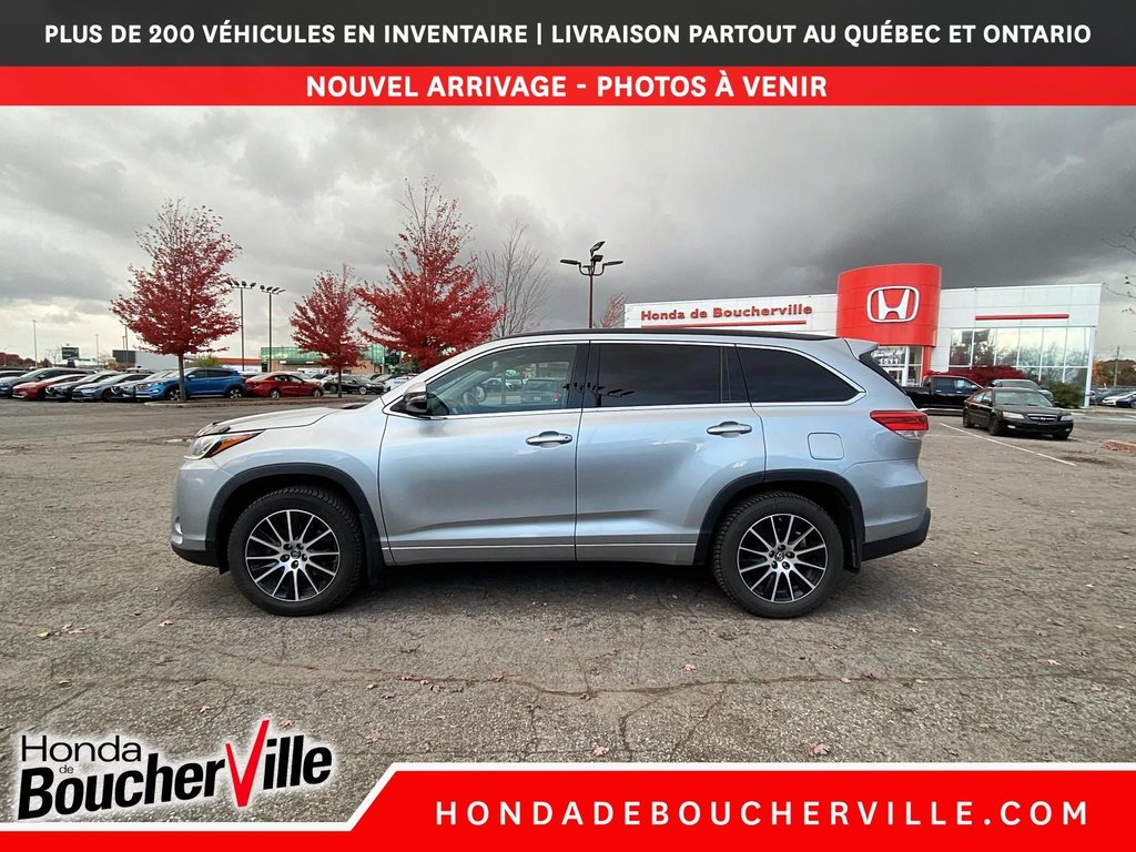 Toyota Highlander SE 2017 à Terrebonne, Québec - 13 - w1024h768px