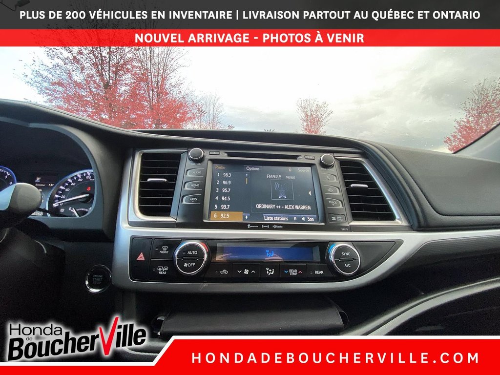 Toyota Highlander SE 2017 à Terrebonne, Québec - 21 - w1024h768px