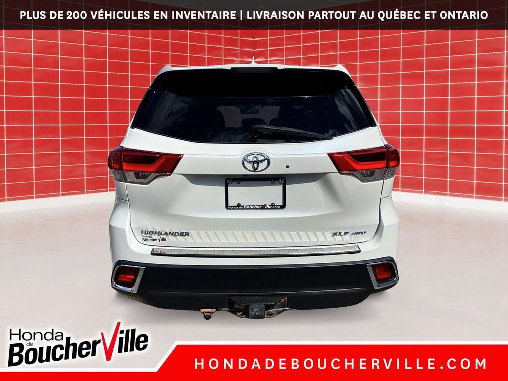 Toyota Highlander XLE 2018 à Terrebonne, Québec - 11 - w1024h768px