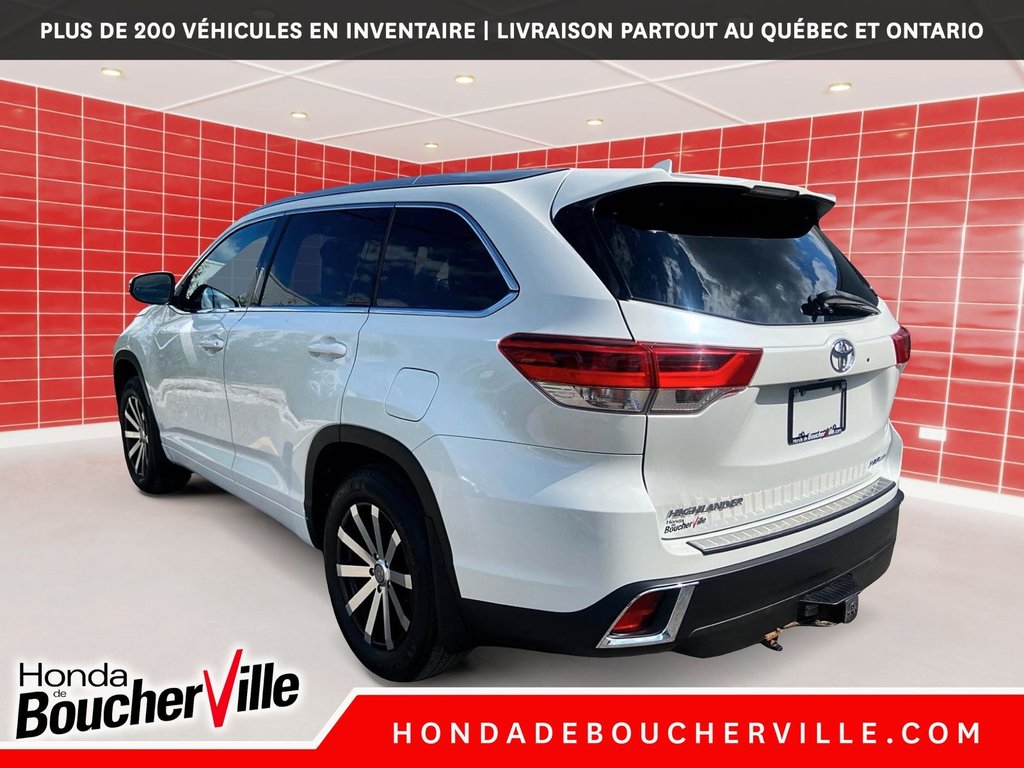 2018 Toyota Highlander XLE in Terrebonne, Quebec - 13 - w1024h768px