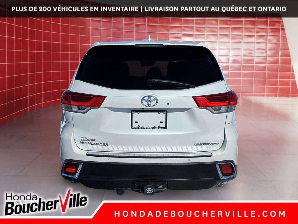 Toyota Highlander Limited 2018 à Terrebonne, Québec - 11 - w1024h768px