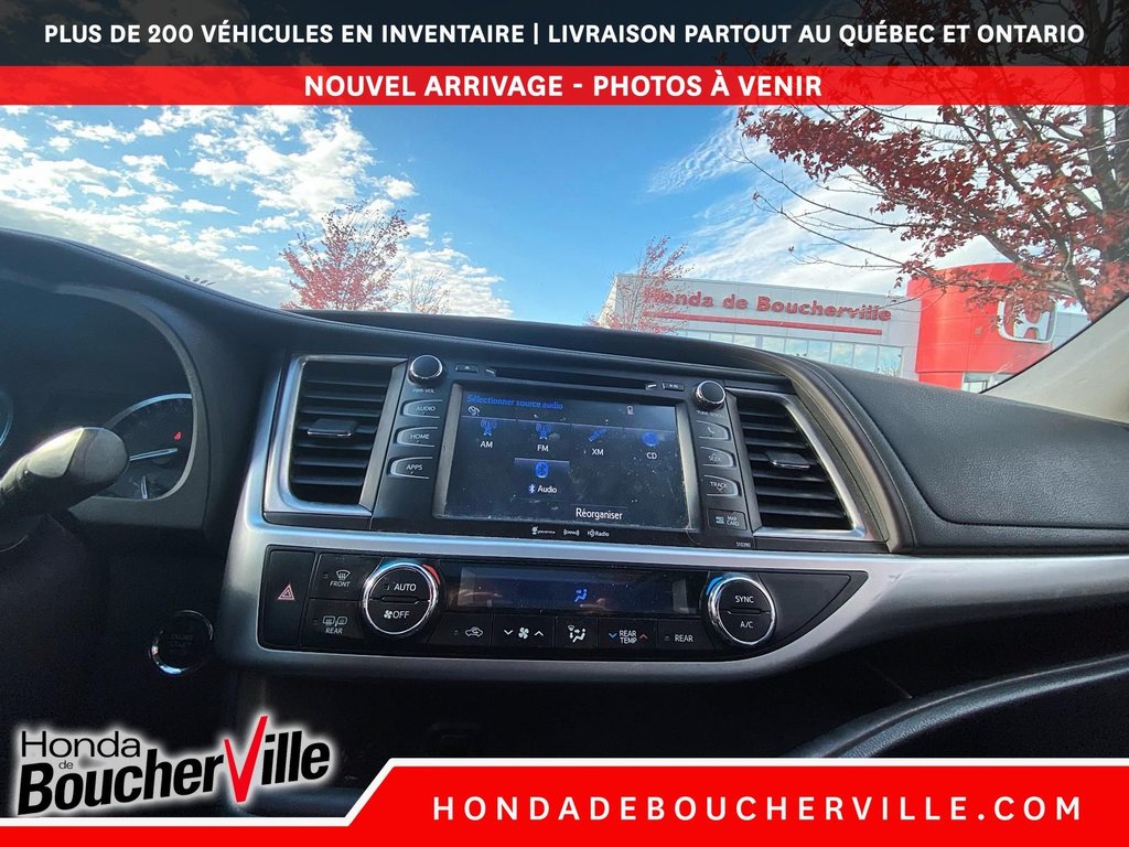 2018 Toyota Highlander XLE in Terrebonne, Quebec - 21 - w1024h768px