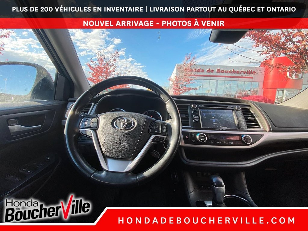 2018 Toyota Highlander XLE in Terrebonne, Quebec - 23 - w1024h768px