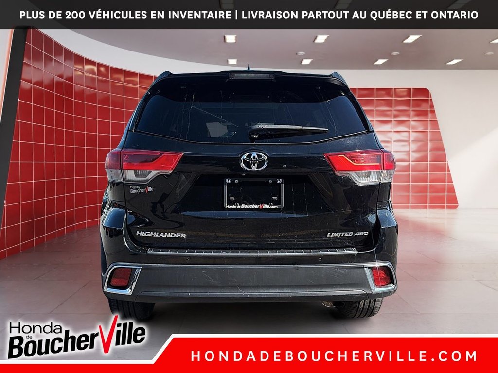 2018 Toyota Highlander Limited in Terrebonne, Quebec - 7 - w1024h768px