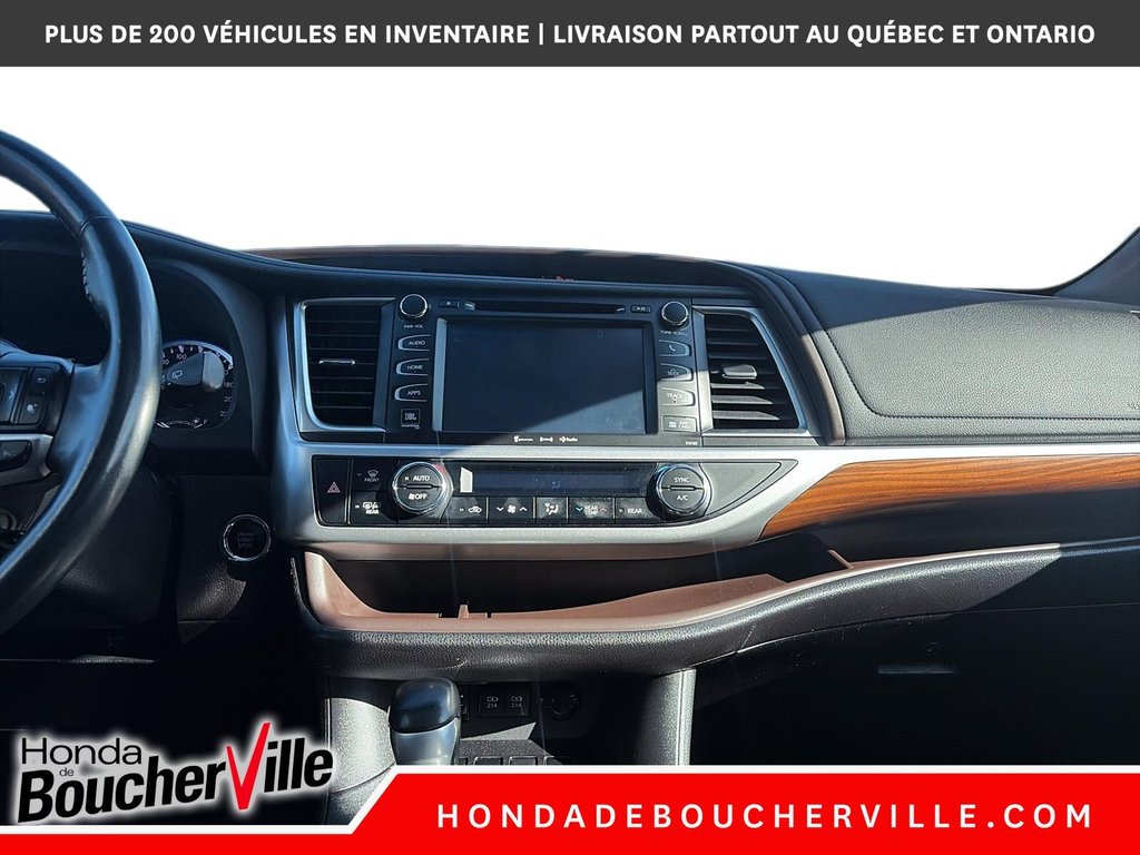 2018 Toyota Highlander Limited in Terrebonne, Quebec - 27 - w1024h768px