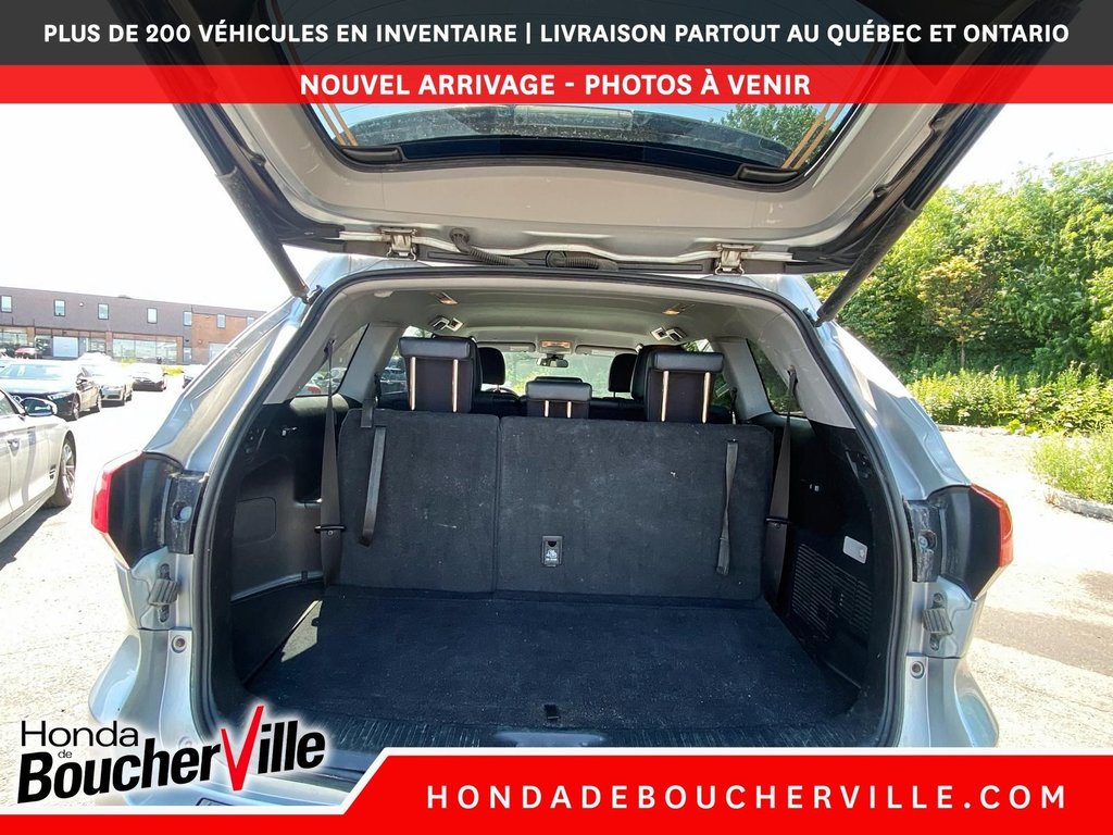 2019 Toyota Highlander LE in Terrebonne, Quebec - 19 - w1024h768px