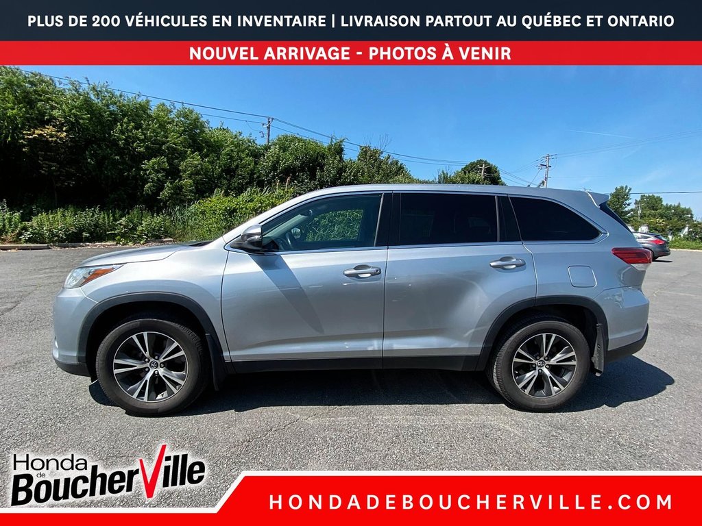 2019 Toyota Highlander LE in Terrebonne, Quebec - 15 - w1024h768px