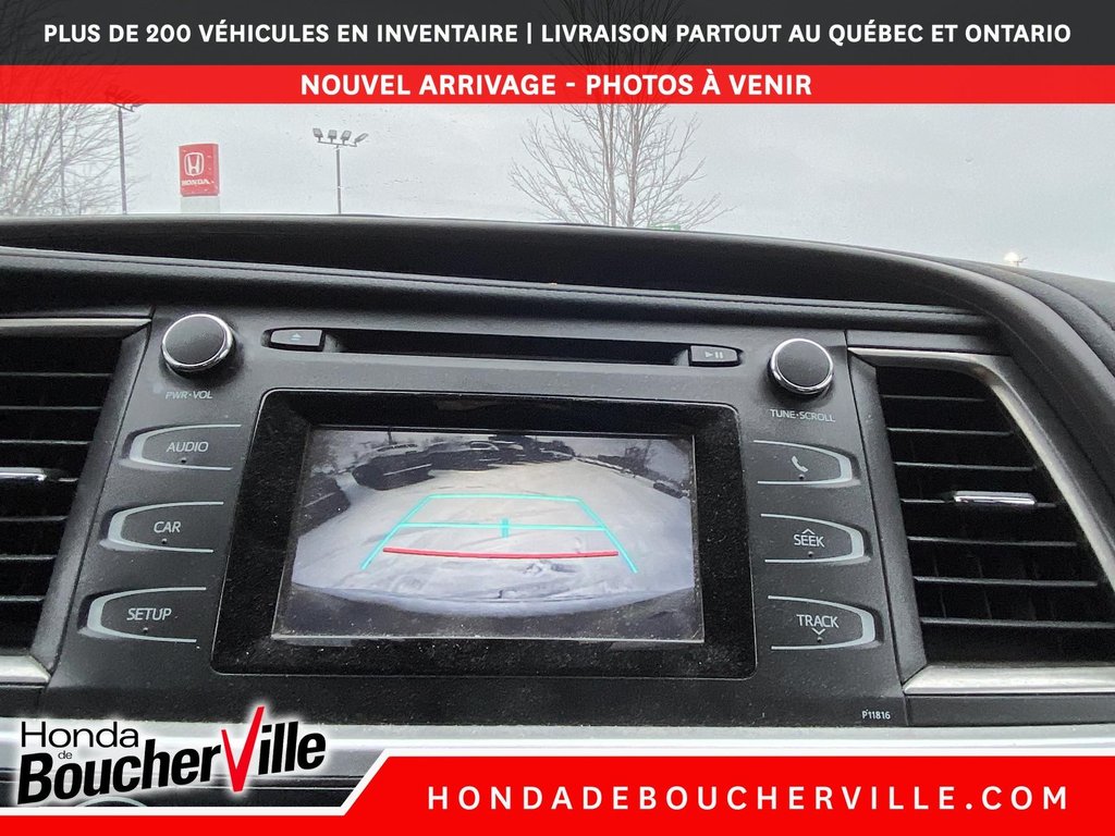 2019 Toyota Highlander LE in Terrebonne, Quebec - 27 - w1024h768px