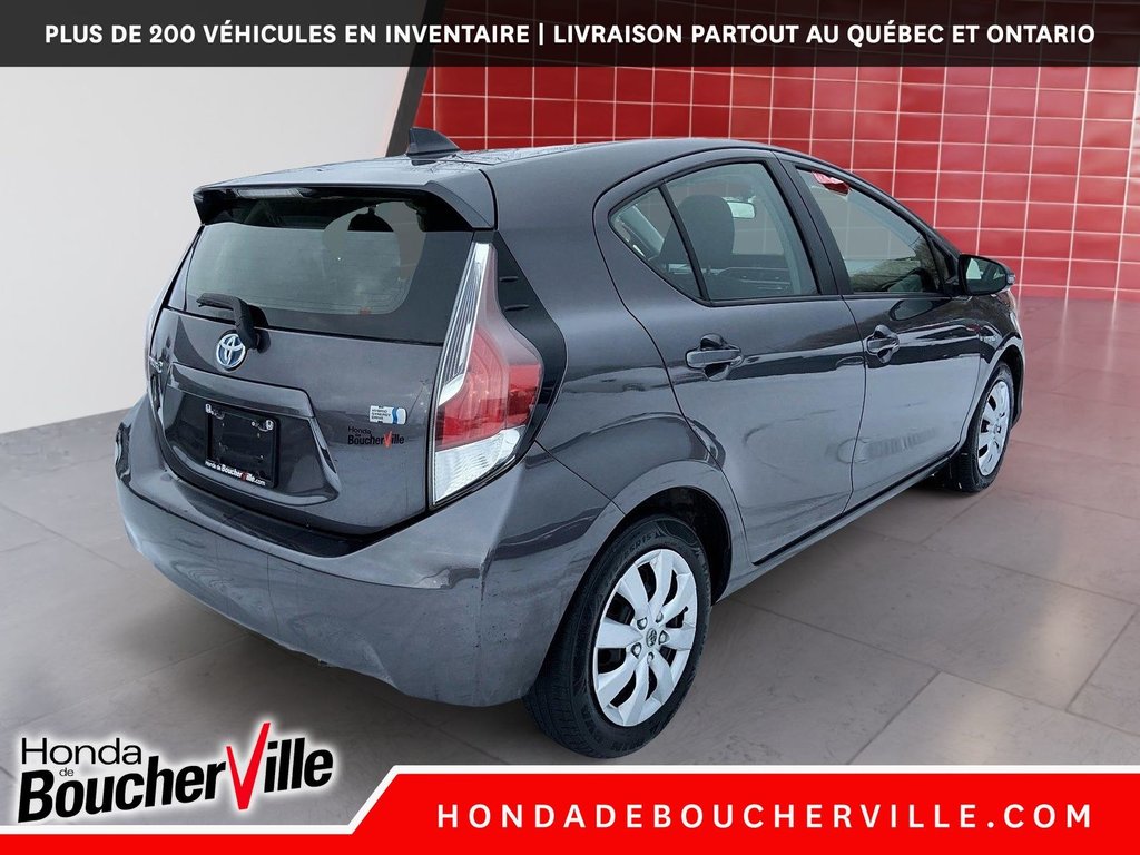 2016 Toyota Prius C in Terrebonne, Quebec - 11 - w1024h768px