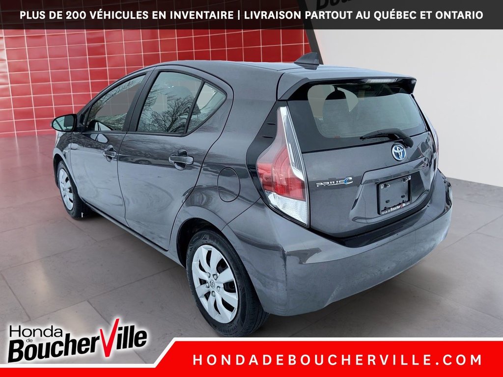 2016 Toyota Prius C in Terrebonne, Quebec - 13 - w1024h768px