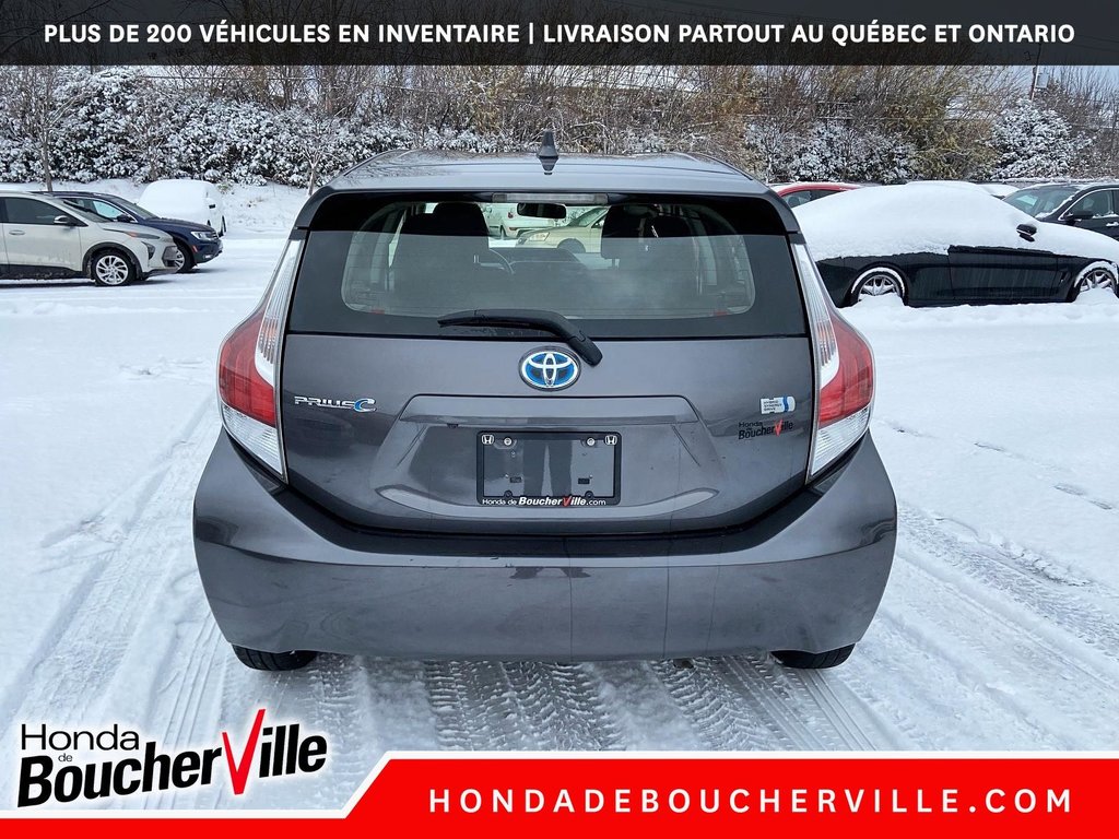 2016 Toyota Prius C in Terrebonne, Quebec - 9 - w1024h768px