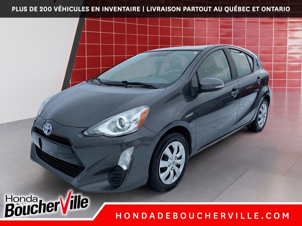 2016 Toyota Prius C in Terrebonne, Quebec - 7 - w1024h768px