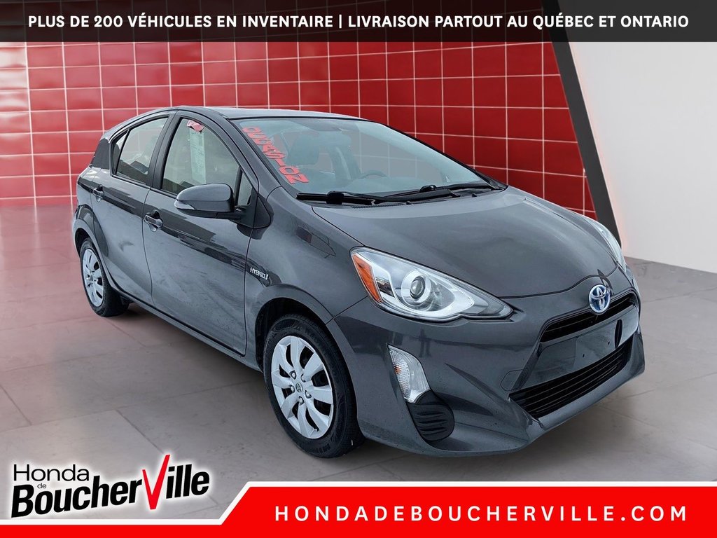 2016 Toyota Prius C in Terrebonne, Quebec - 5 - w1024h768px