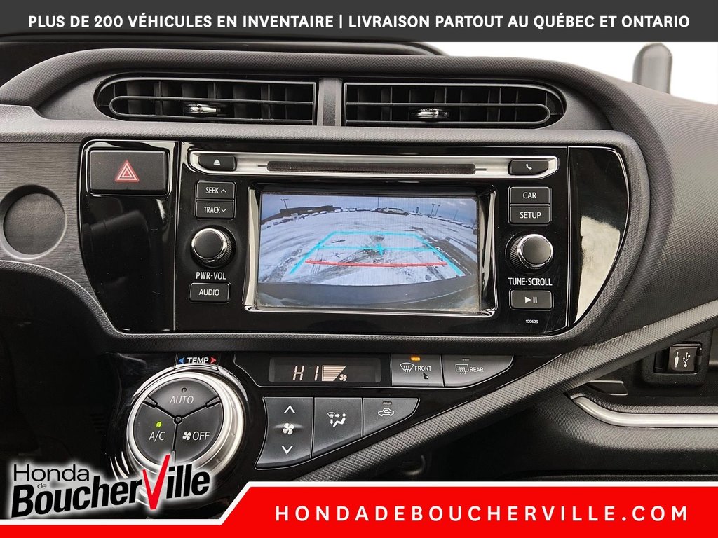 2016 Toyota Prius C in Terrebonne, Quebec - 27 - w1024h768px