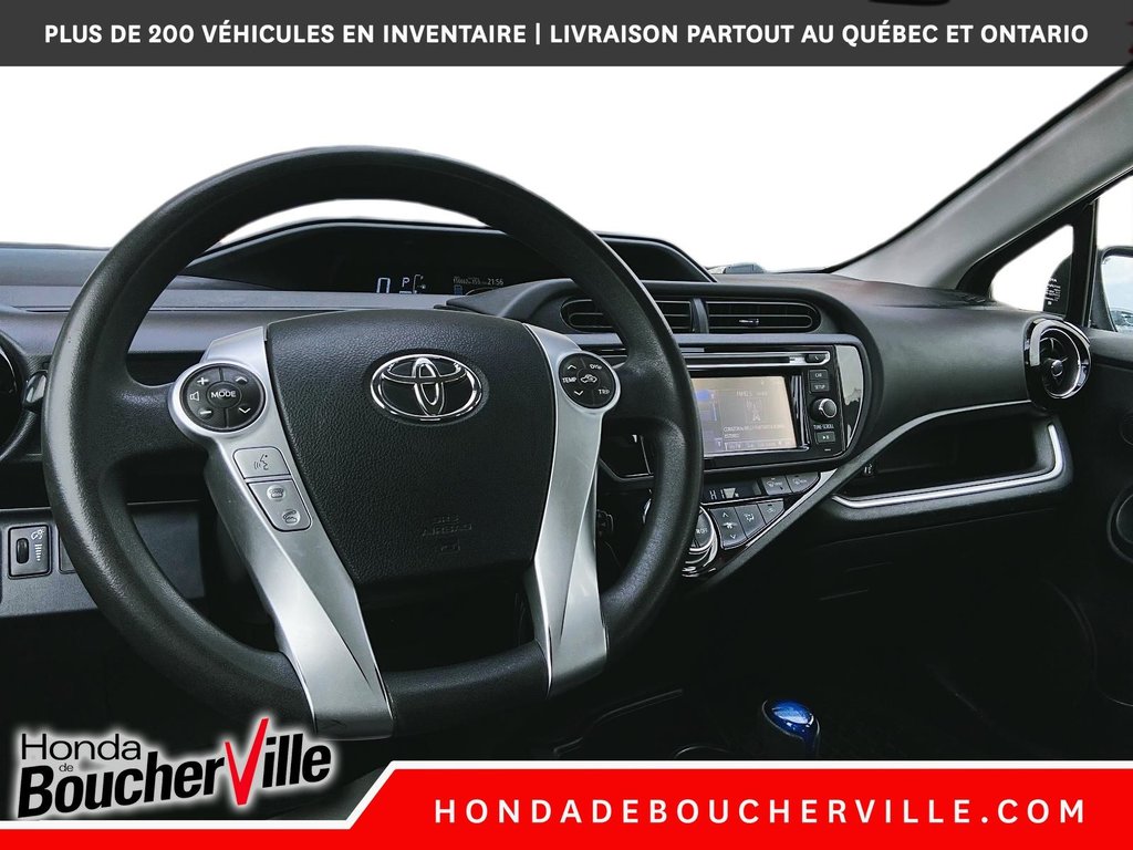 2016 Toyota Prius C in Terrebonne, Quebec - 21 - w1024h768px