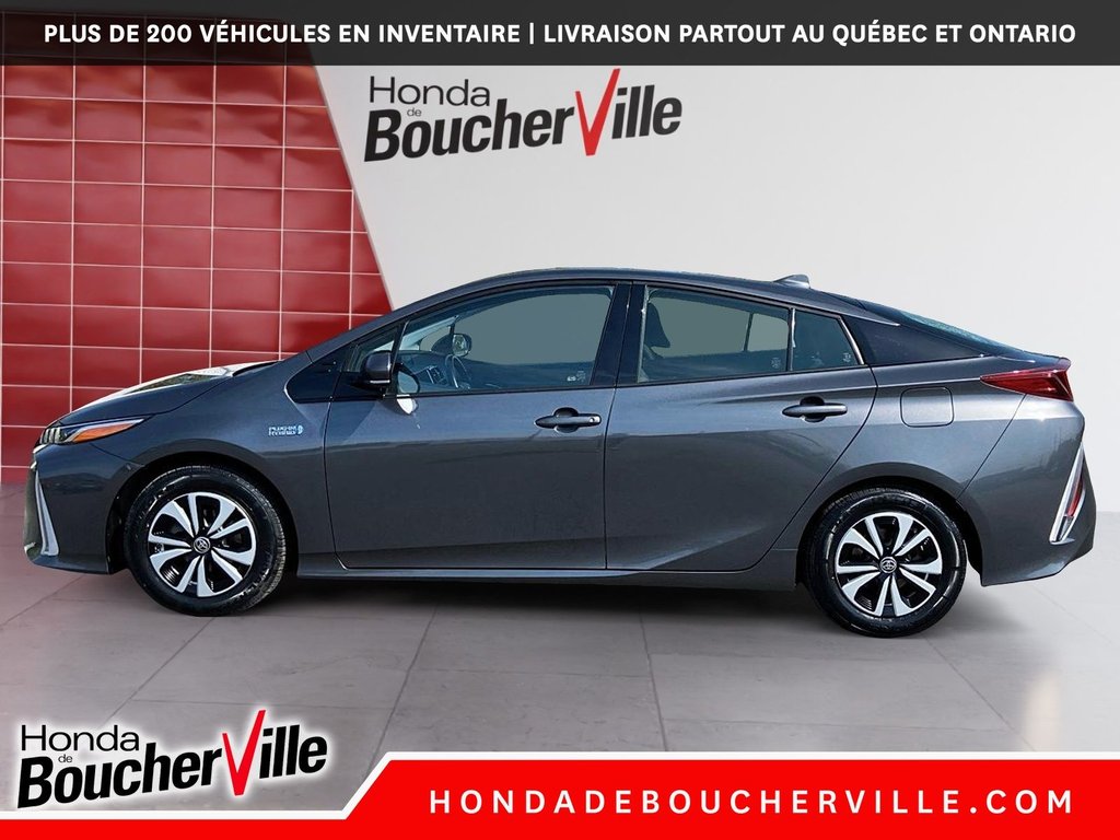 2019 Toyota PRIUS PRIME in Terrebonne, Quebec - 17 - w1024h768px