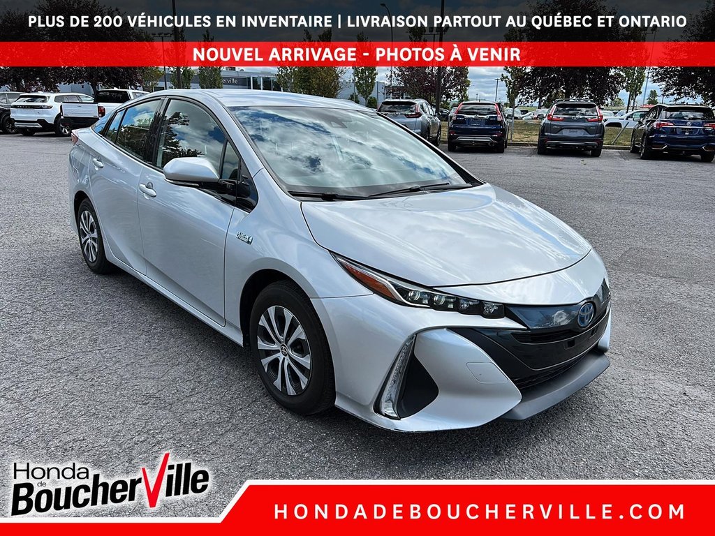 2020 Toyota PRIUS PRIME Base in Terrebonne, Quebec - 13 - w1024h768px