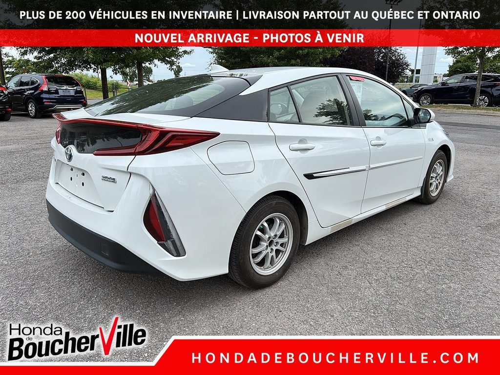 2021 Toyota PRIUS PRIME UPGRADE in Terrebonne, Quebec - 13 - w1024h768px