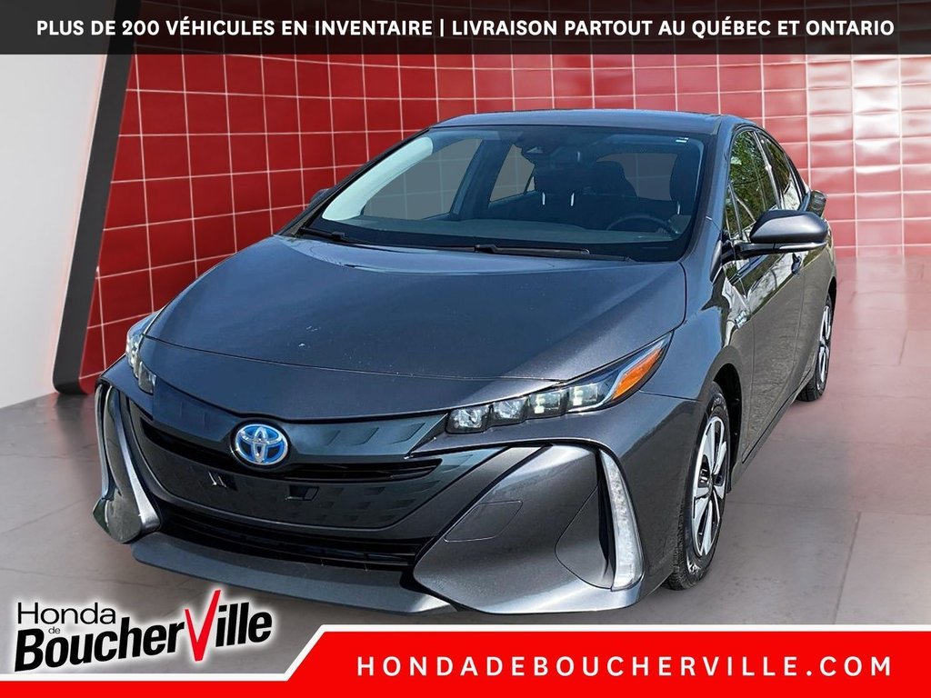 2021 Toyota Prius Prime in Terrebonne, Quebec - 2 - w1024h768px