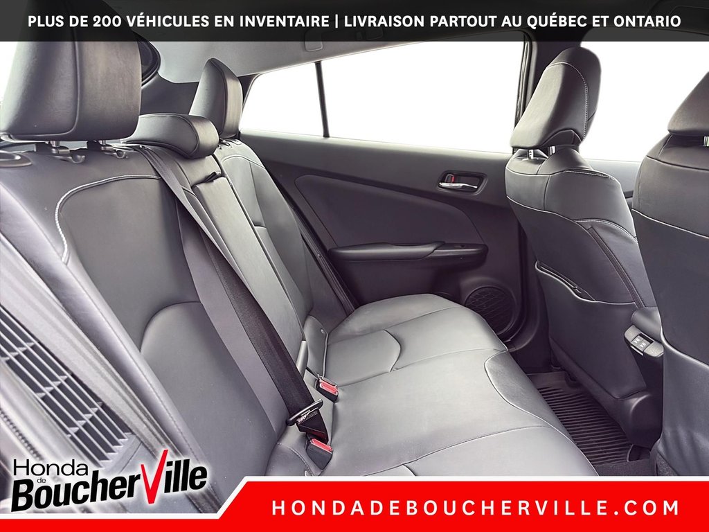 2022 Toyota Prius Prime UPGRADED in Terrebonne, Quebec - 17 - w1024h768px