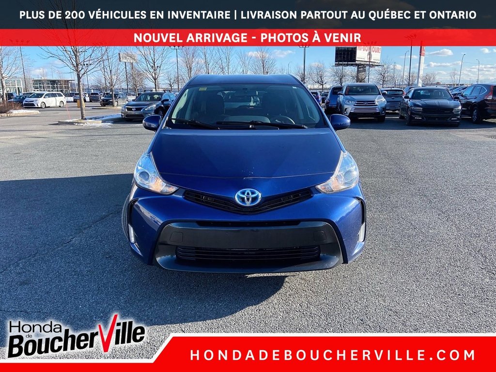 2016 Toyota Prius v in Terrebonne, Quebec - 3 - w1024h768px