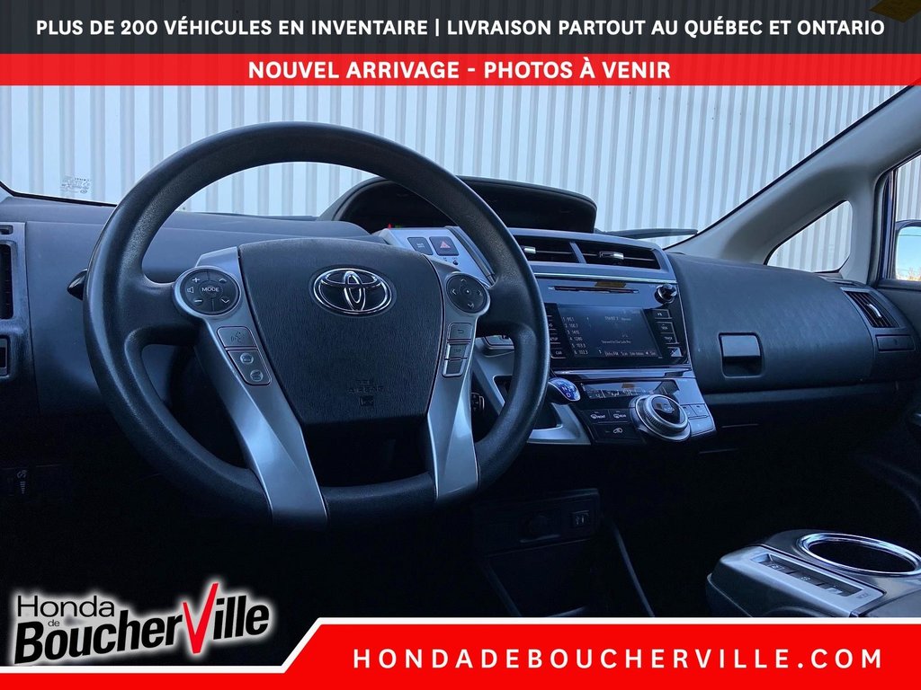 2016 Toyota Prius v in Terrebonne, Quebec - 17 - w1024h768px