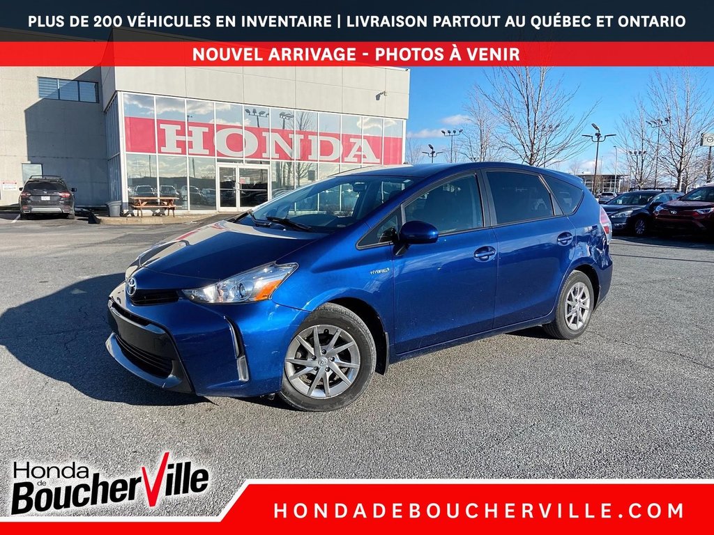 2016 Toyota Prius v in Terrebonne, Quebec - 1 - w1024h768px