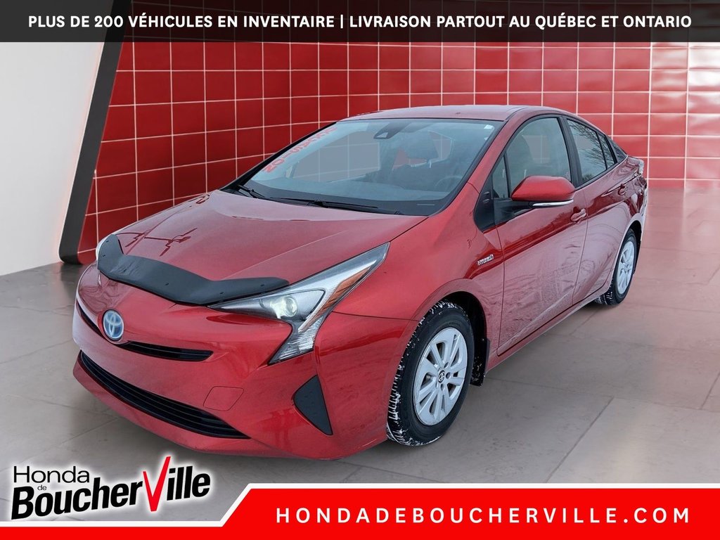 2016 Toyota Prius in Terrebonne, Quebec - 5 - w1024h768px