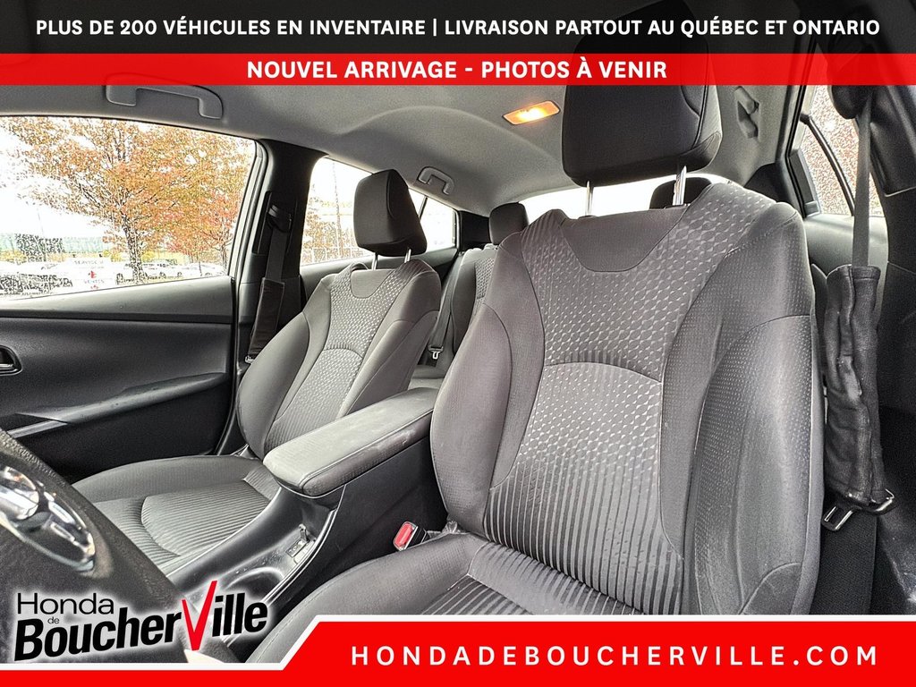 2017 Toyota Prius in Terrebonne, Quebec - 30 - w1024h768px