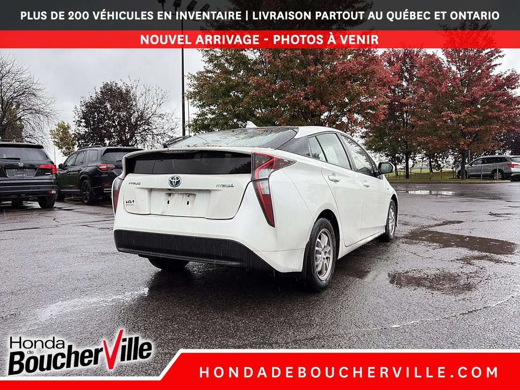 2017 Toyota Prius in Terrebonne, Quebec - 22 - w1024h768px