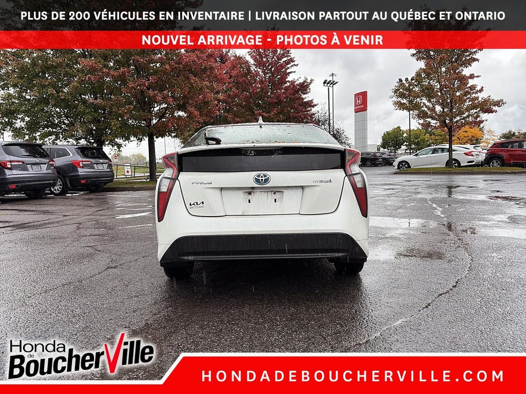 2017 Toyota Prius in Terrebonne, Quebec - 21 - w1024h768px