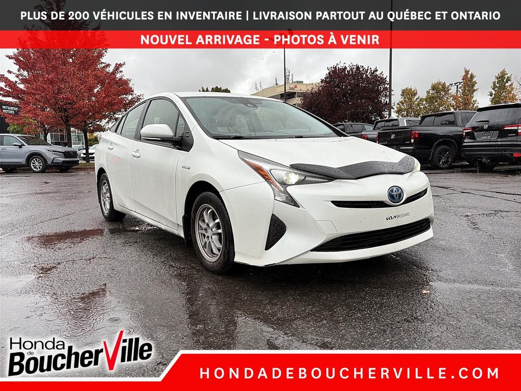 2017 Toyota Prius in Terrebonne, Quebec - 23 - w1024h768px