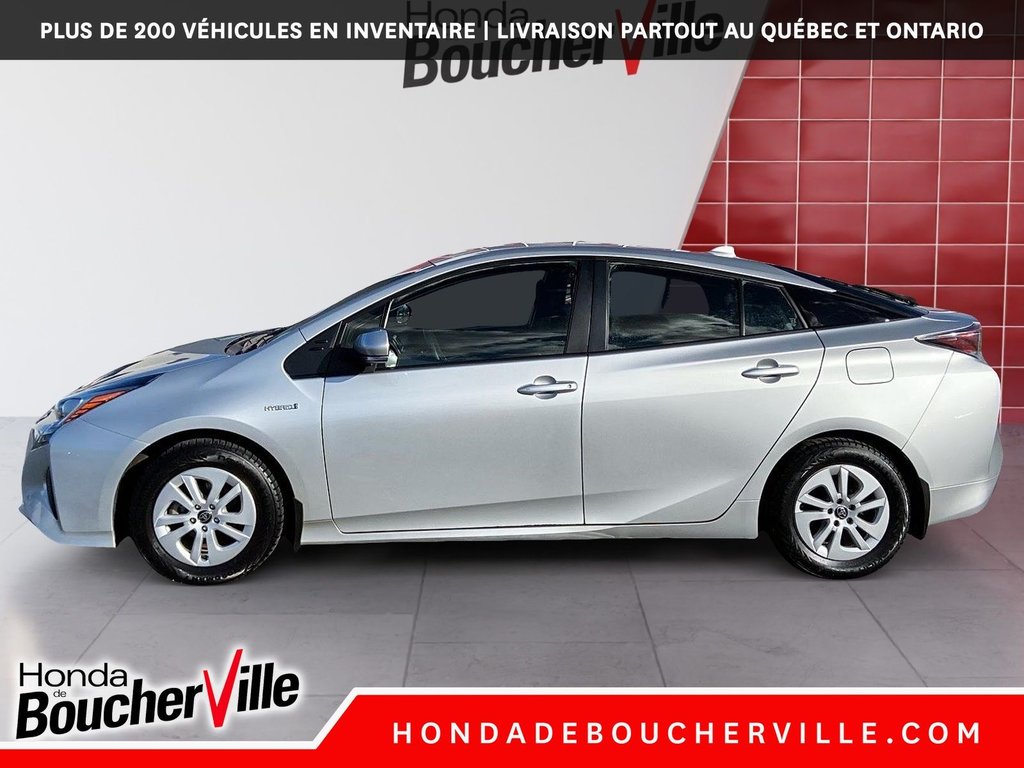 2018 Toyota Prius in Terrebonne, Quebec - 15 - w1024h768px