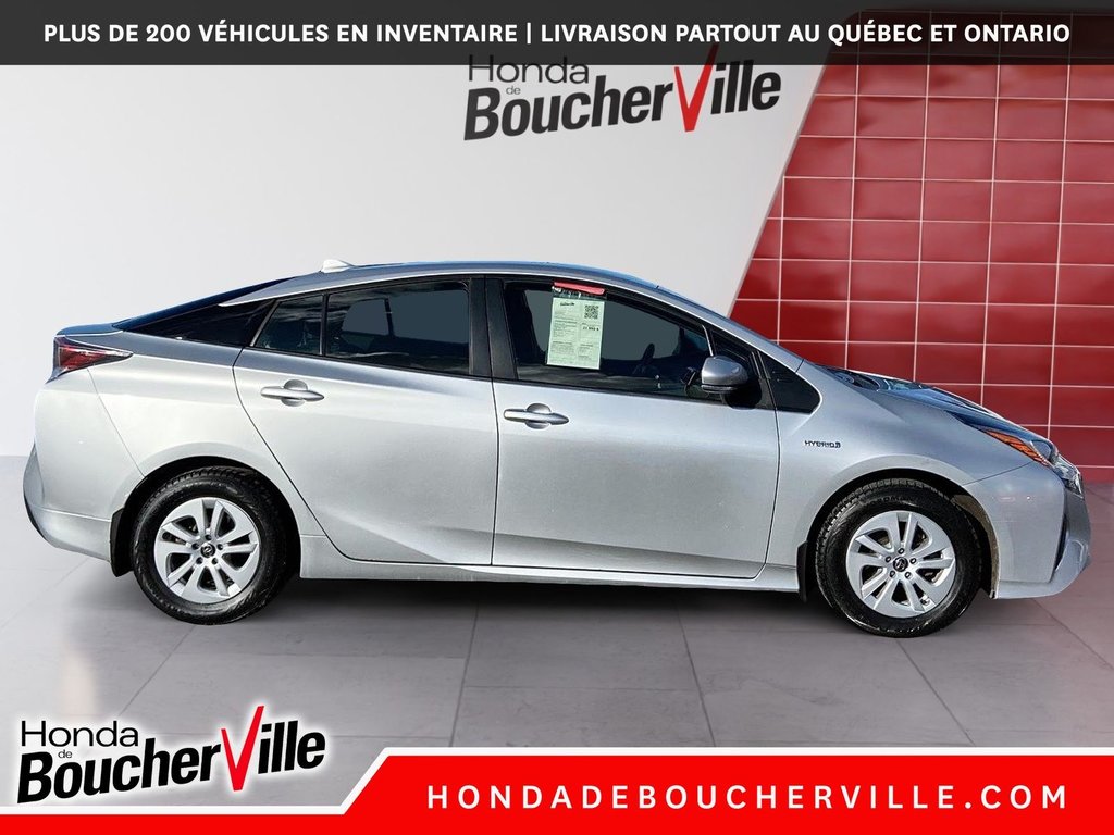 2018 Toyota Prius in Terrebonne, Quebec - 17 - w1024h768px