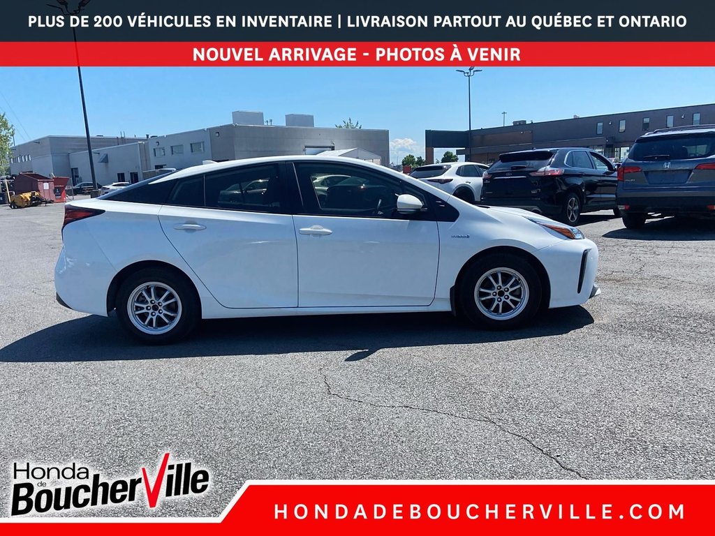 2022 Toyota Prius HYBRID in Terrebonne, Quebec - 7 - w1024h768px