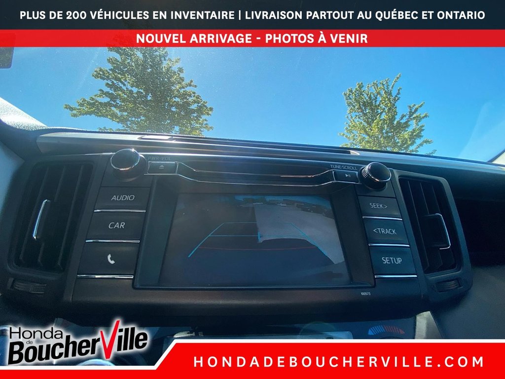 2017 Toyota RAV4 Hybrid XLE in Terrebonne, Quebec - 29 - w1024h768px