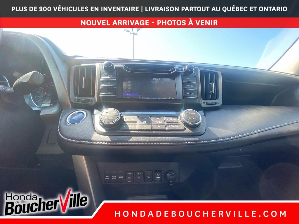 2017 Toyota RAV4 Hybrid XLE in Terrebonne, Quebec - 21 - w1024h768px