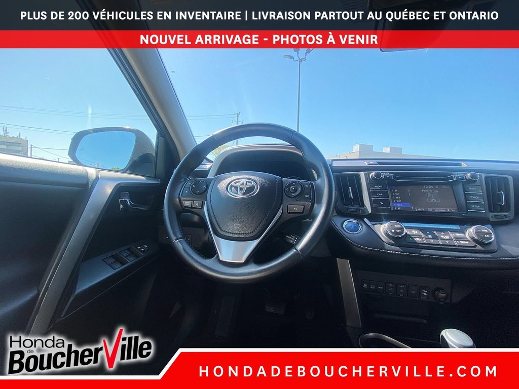 2017 Toyota RAV4 Hybrid XLE in Terrebonne, Quebec - 25 - w1024h768px