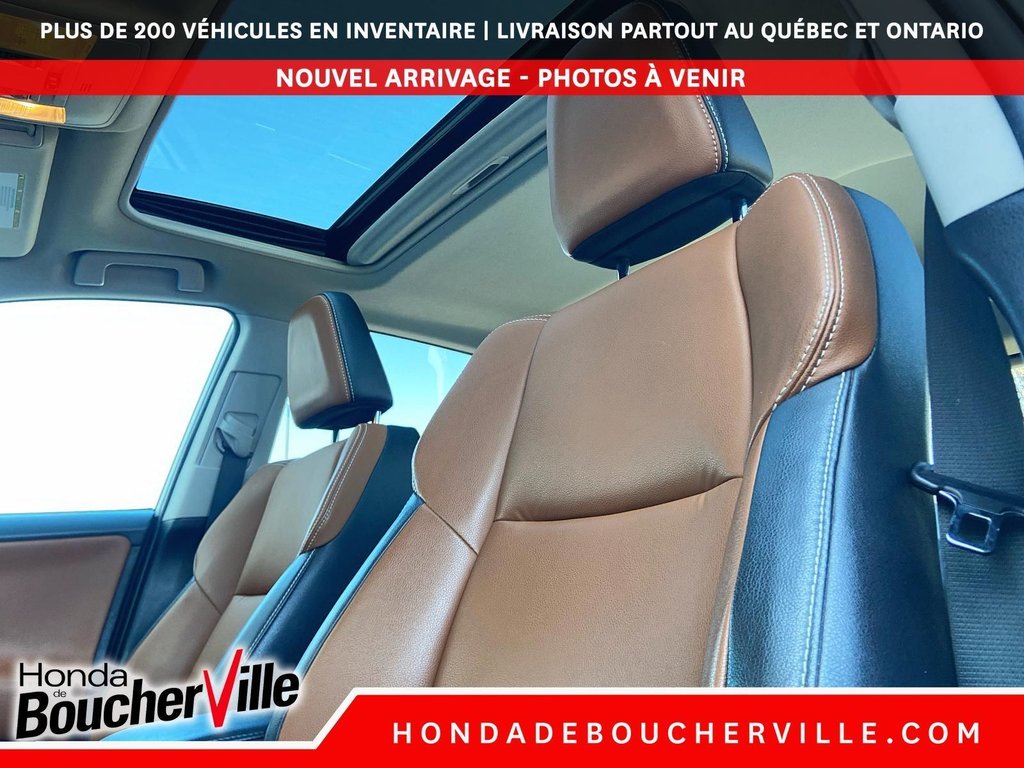 2017 Toyota RAV4 Hybrid Limited in Terrebonne, Quebec - 3 - w1024h768px