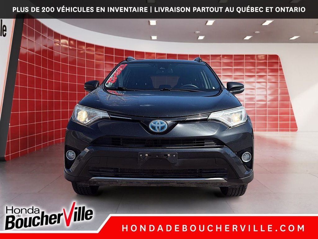 Toyota RAV4 Hybrid LE + 2017 à Terrebonne, Québec - 13 - w1024h768px