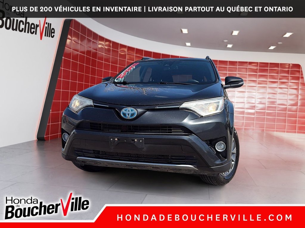 Toyota RAV4 Hybrid LE + 2017 à Terrebonne, Québec - 2 - w1024h768px