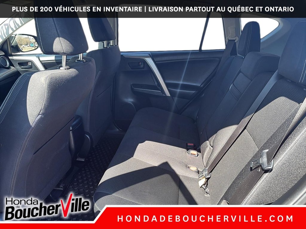 Toyota RAV4 Hybrid LE + 2017 à Terrebonne, Québec - 17 - w1024h768px