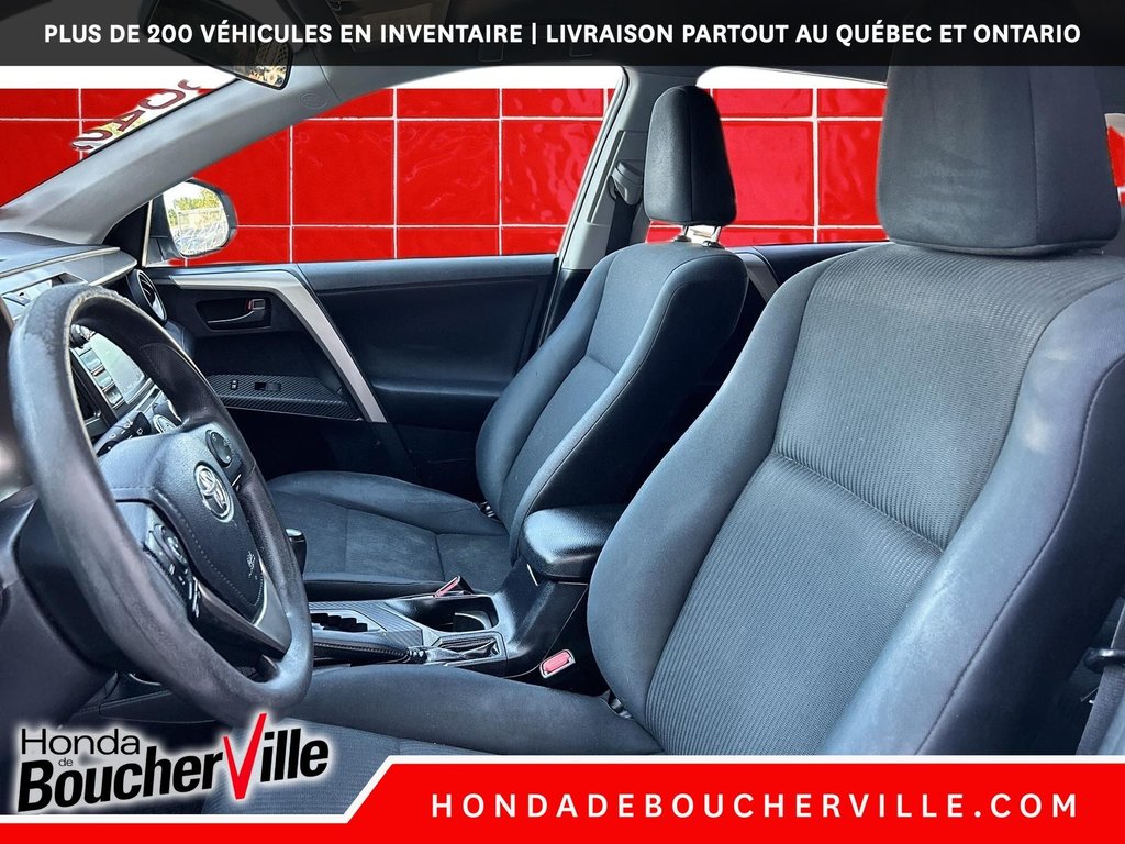 2015 Toyota RAV4 LE in Terrebonne, Quebec - 13 - w1024h768px