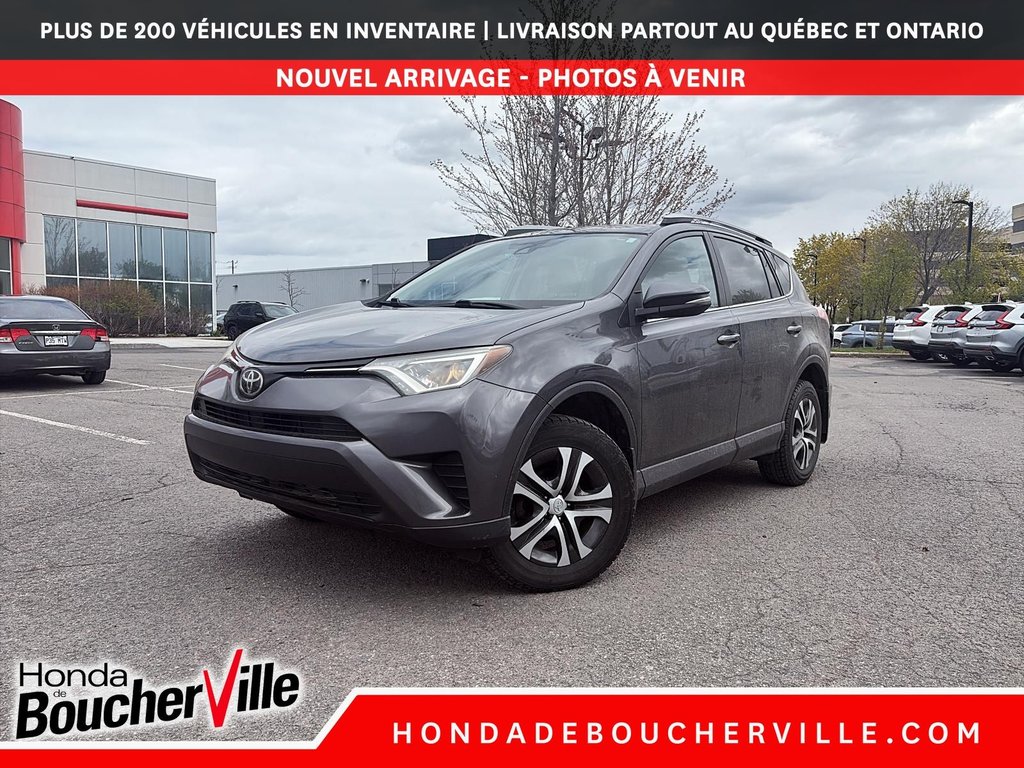 Toyota RAV4 LE 2017 à Terrebonne, Québec - 1 - w1024h768px